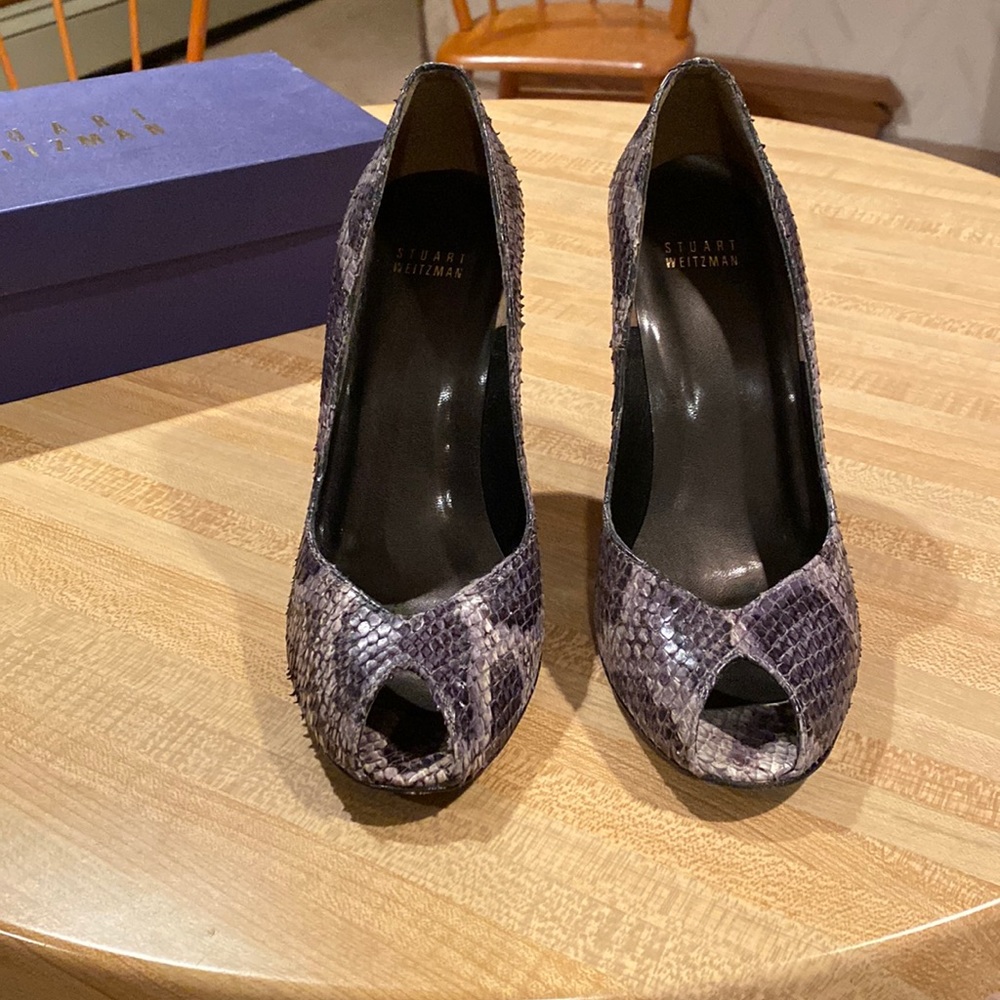 Stuart Weitzman Waffle black Flexy Nappex Pump size M9.5